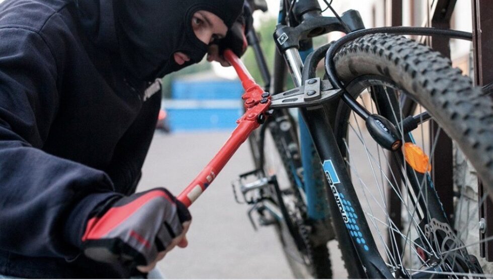 Learn how to register your bike with the police in Germany, prevent theft with smart locking strategies, and use official tools like the Fahrradpass app in 2025.
