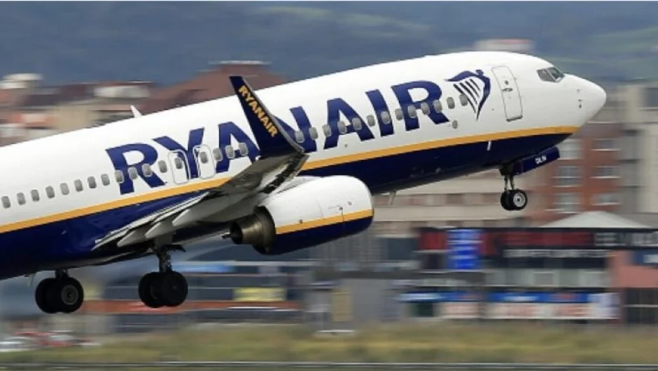 False fire alarm on Ryanair flight from Mallorca to Manchester causes emergency evacuation; 18 injured, six hospitalized. Authorities are investigating.