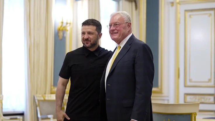 Zelensky met with US envoy Kellogg to discuss air defense, joint arms production with Europe, and stronger sanctions against Russia.