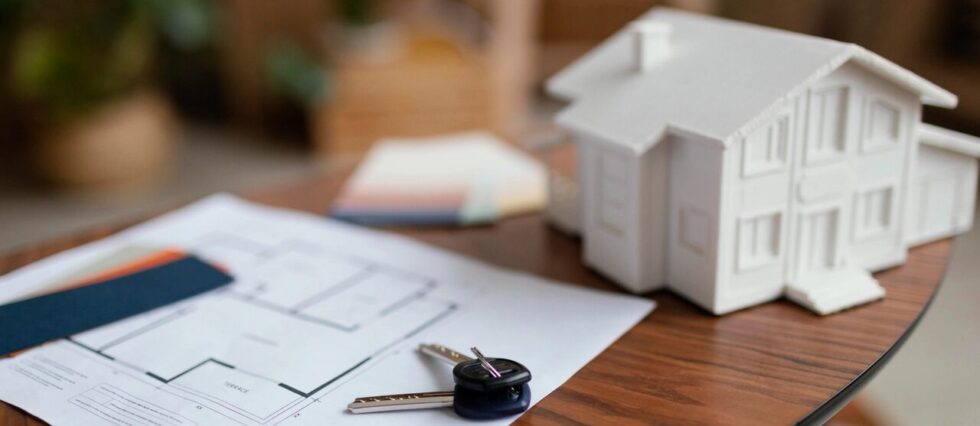 How can foreigners buy an apartment in Germany with a mortgage? Learn step-by-step process, costs, bank requirements, pitfalls, and practical advice.