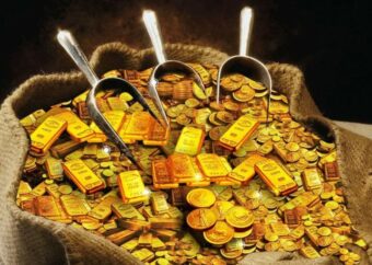 Discover how billionaires protect and grow wealth using offshore trusts, hedge funds, philanthropy, and family offices.