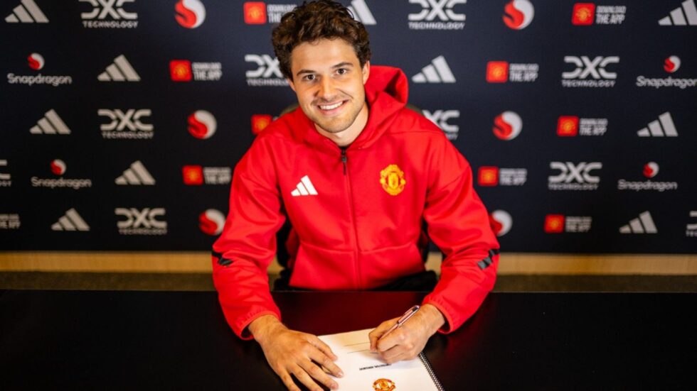 Manchester United completes €21m signing of Belgian goalkeeper Senne Lammens from FC Antwerp on deadline day. Five-year deal runs until 2030, strengthening United’s defence.