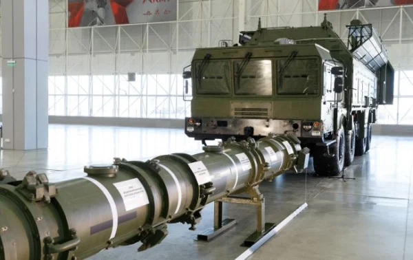 Russia’s use of the 9M729 “Novator” missile in Ukraine marks a new escalation. Once banned under the INF Treaty, it now symbolizes the collapse of arms control.